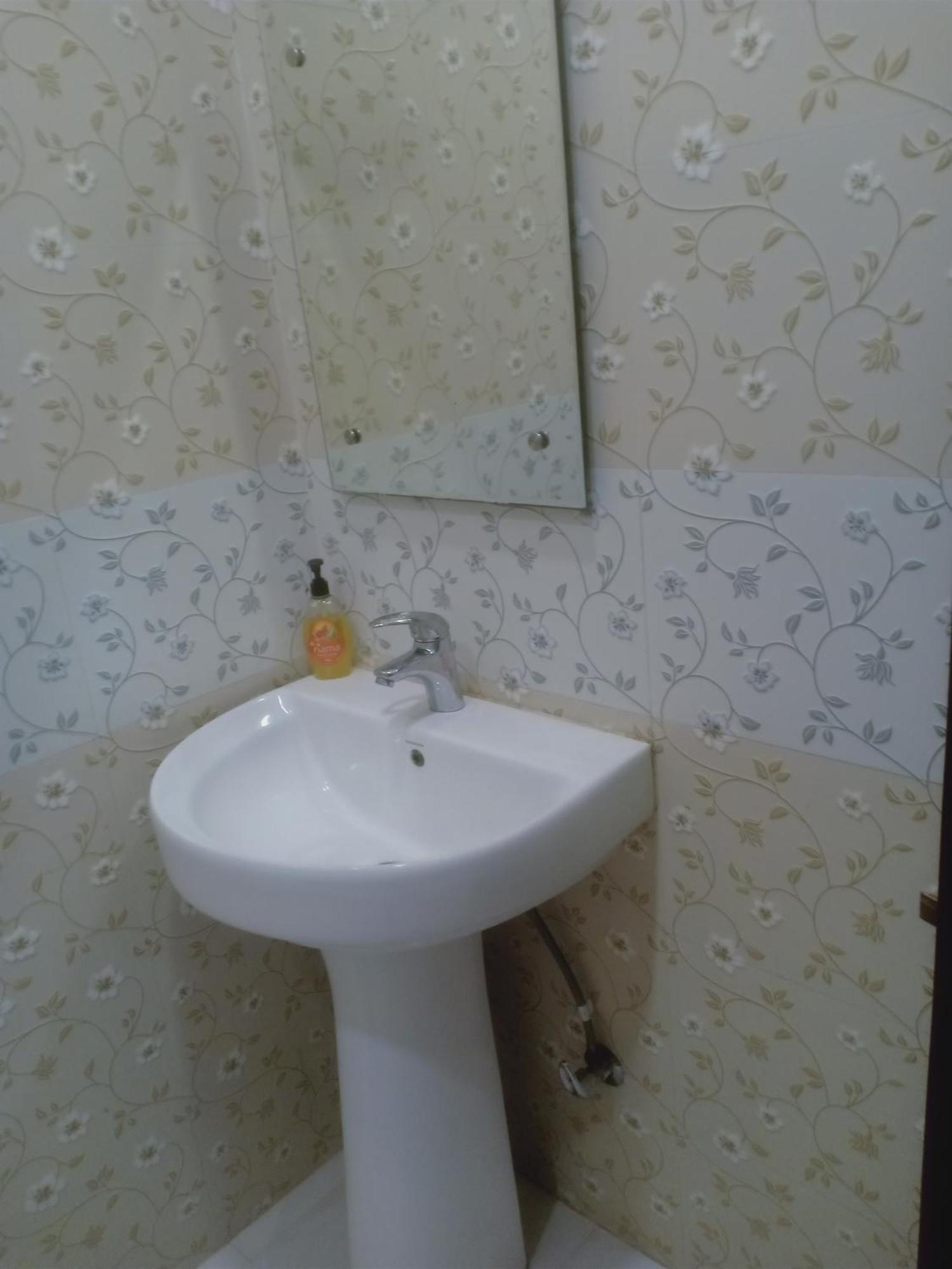 Hn Palace Homestay آغْرا الغرفة الصورة